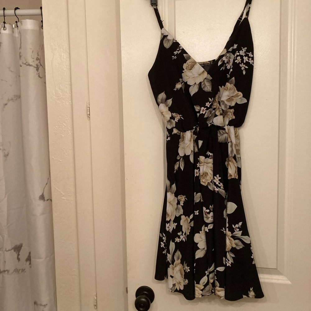 Women’s dress